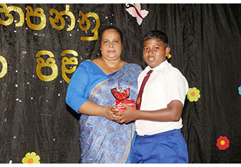  Dr U. A. Swarna Priyanthi, ආචාර්ය ස්වර්ණා ප්‍රියන්ති මැතිණිය